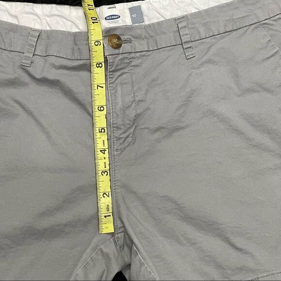 Old Navy Gray Zipper Shorts Belt Loops Size 10 - Picture 6 of 11